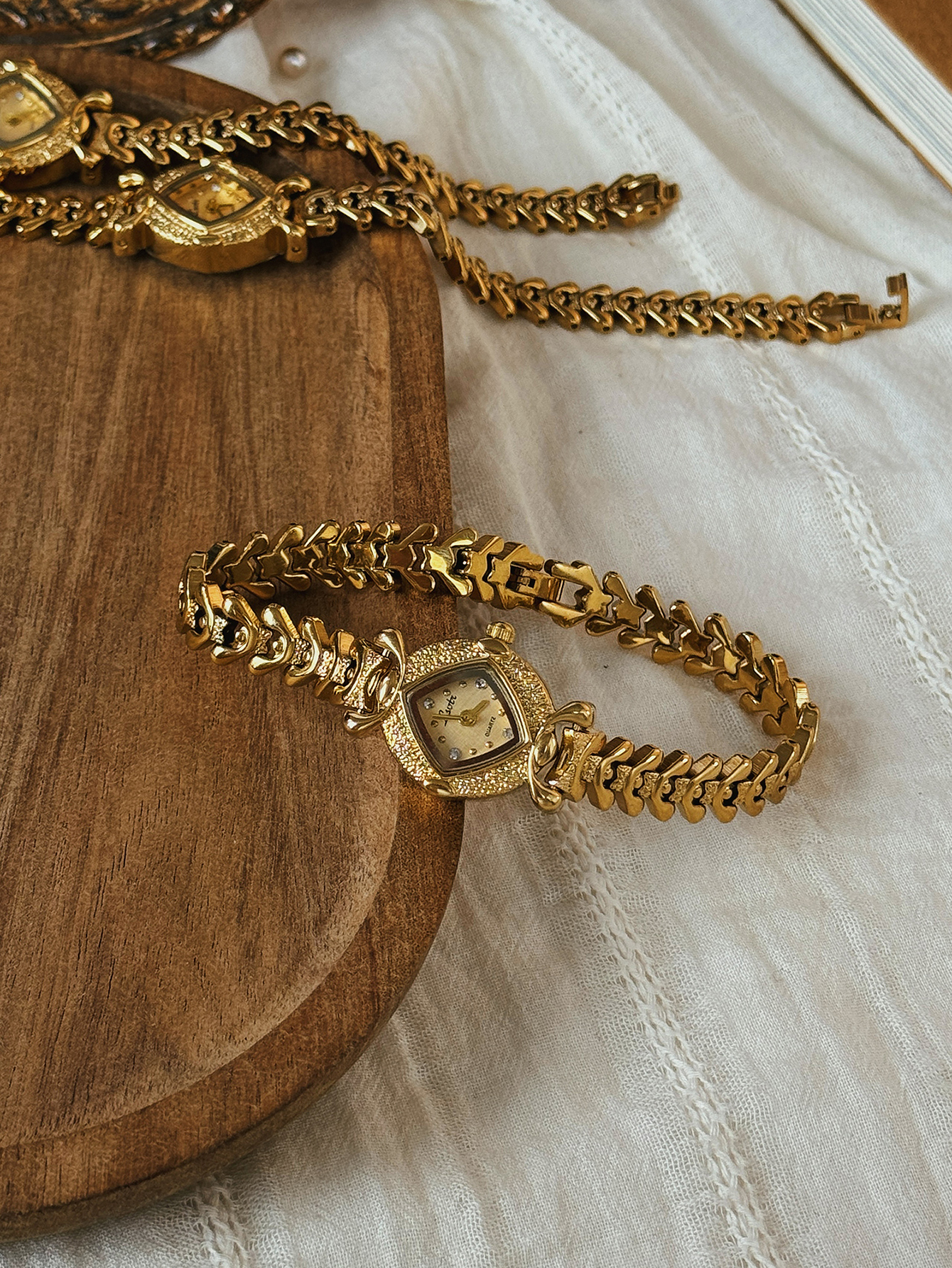 Quiet Luxury Watch - 1 Piece of New French-Style Gold