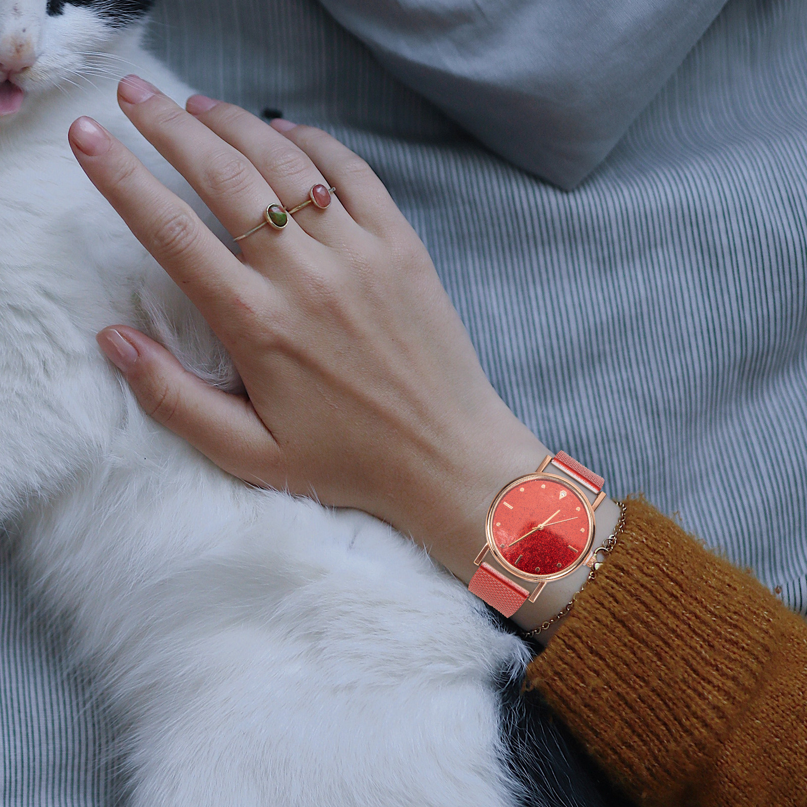 Luxury Watch White - Women Quartz Watch Retro Stylish Classic