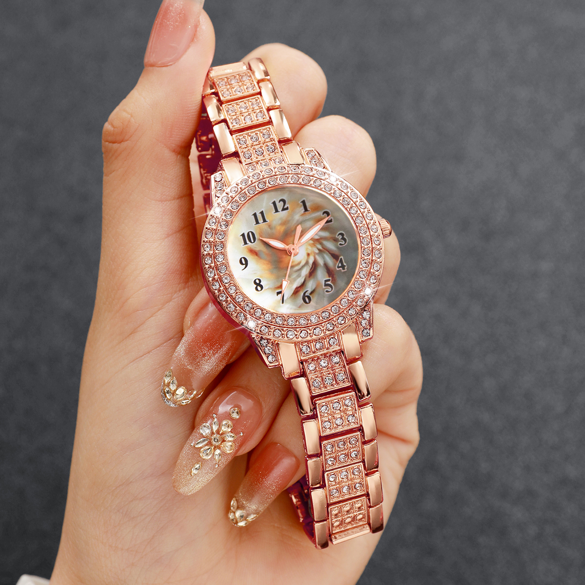 6PCS Luxury Rhinestone Women Q - Luxury Watch Kit recensione e prezzo