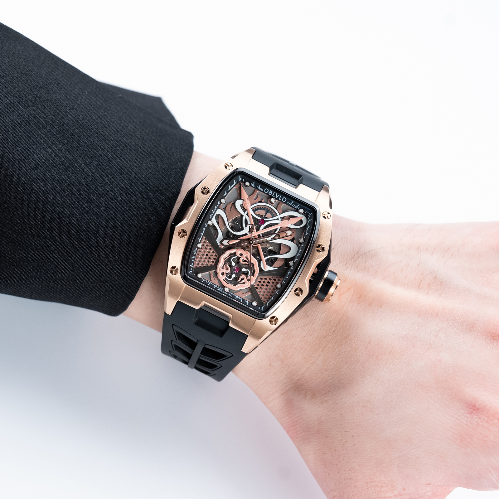 OBLVLO Men's Black PVD Tonneau - Luxury Watch Nz recensione e prezzo