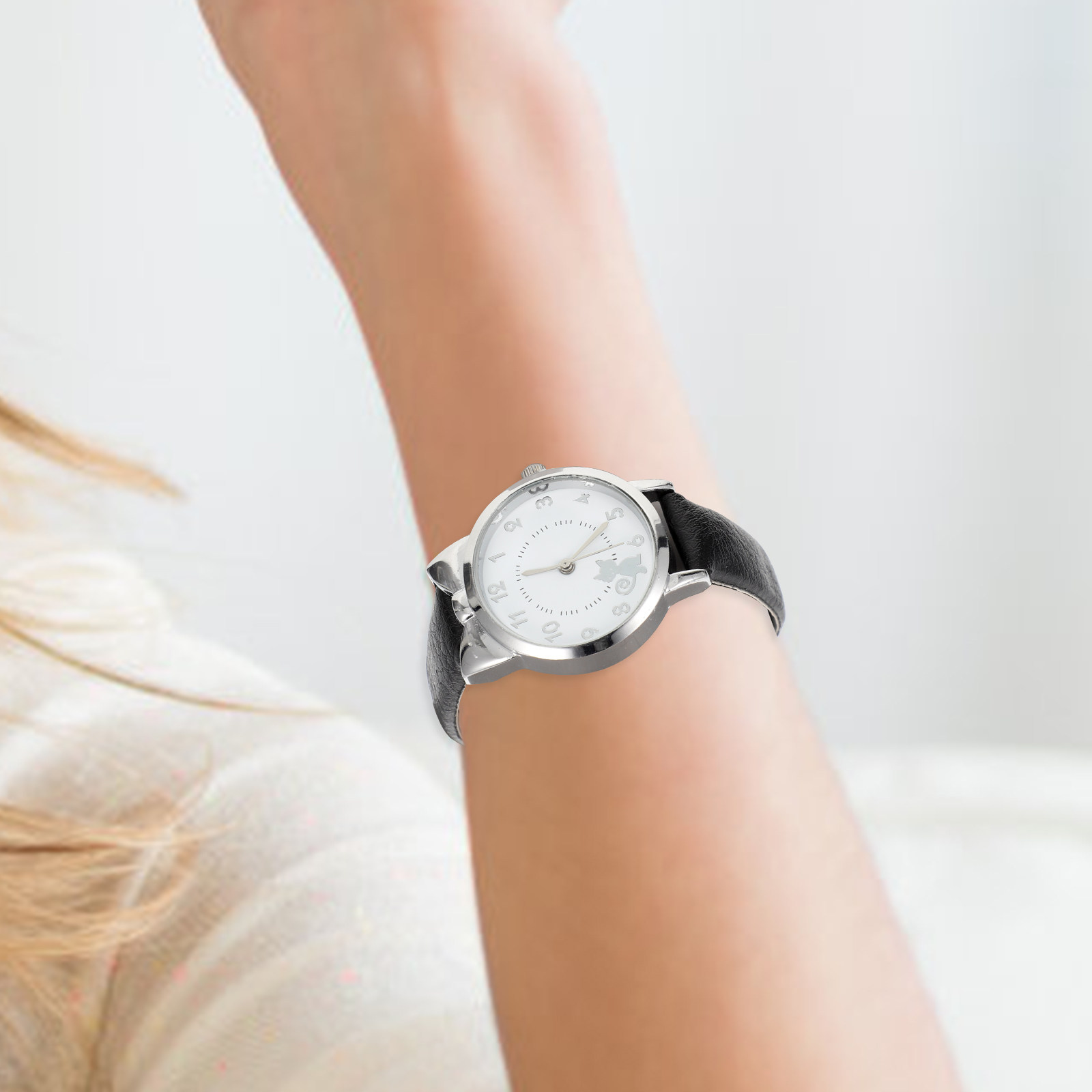 Adorable Kitten Pattern Female - Luxury Watch White recensione e prezzo