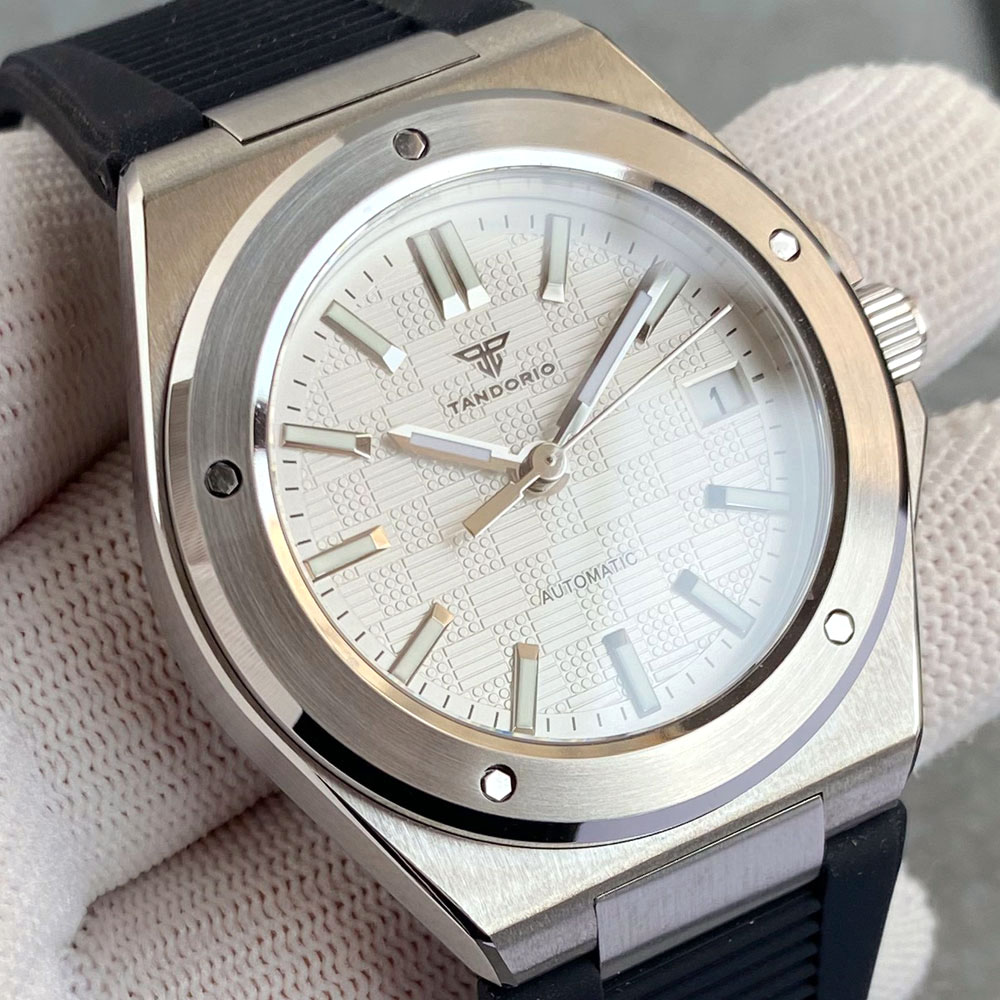 Custom New Silver 40mm Round B - Luxury Watch In Japan recensione e prezzo