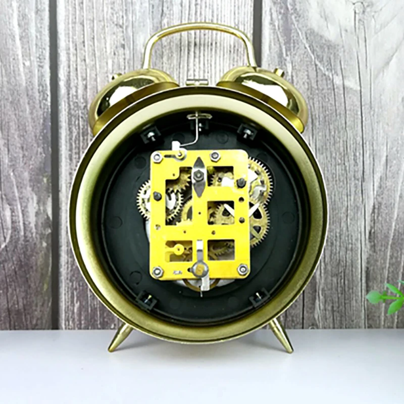 Metal Mechanical Alarm Clock C - Table Watch Luxury recensione e prezzo