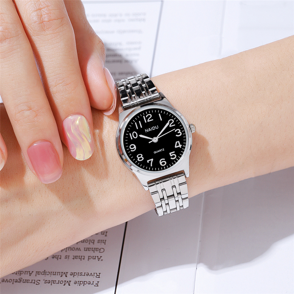 luxury small round dial women  - Quiet Luxury Watch recensione e prezzo