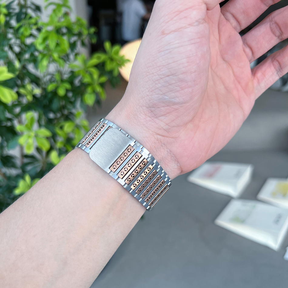 Magnetic Strap For Apple Watch - Luxury Watch Apple Bands recensione e prezzo
